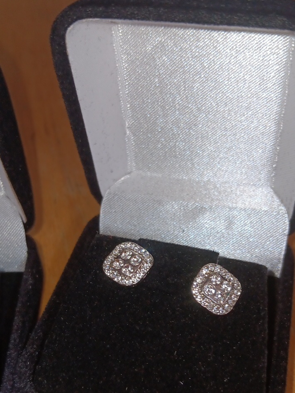 Stainless Steel Set Necklace 16" Ring 8.5 and Earrings LN - Picture 4 of 6